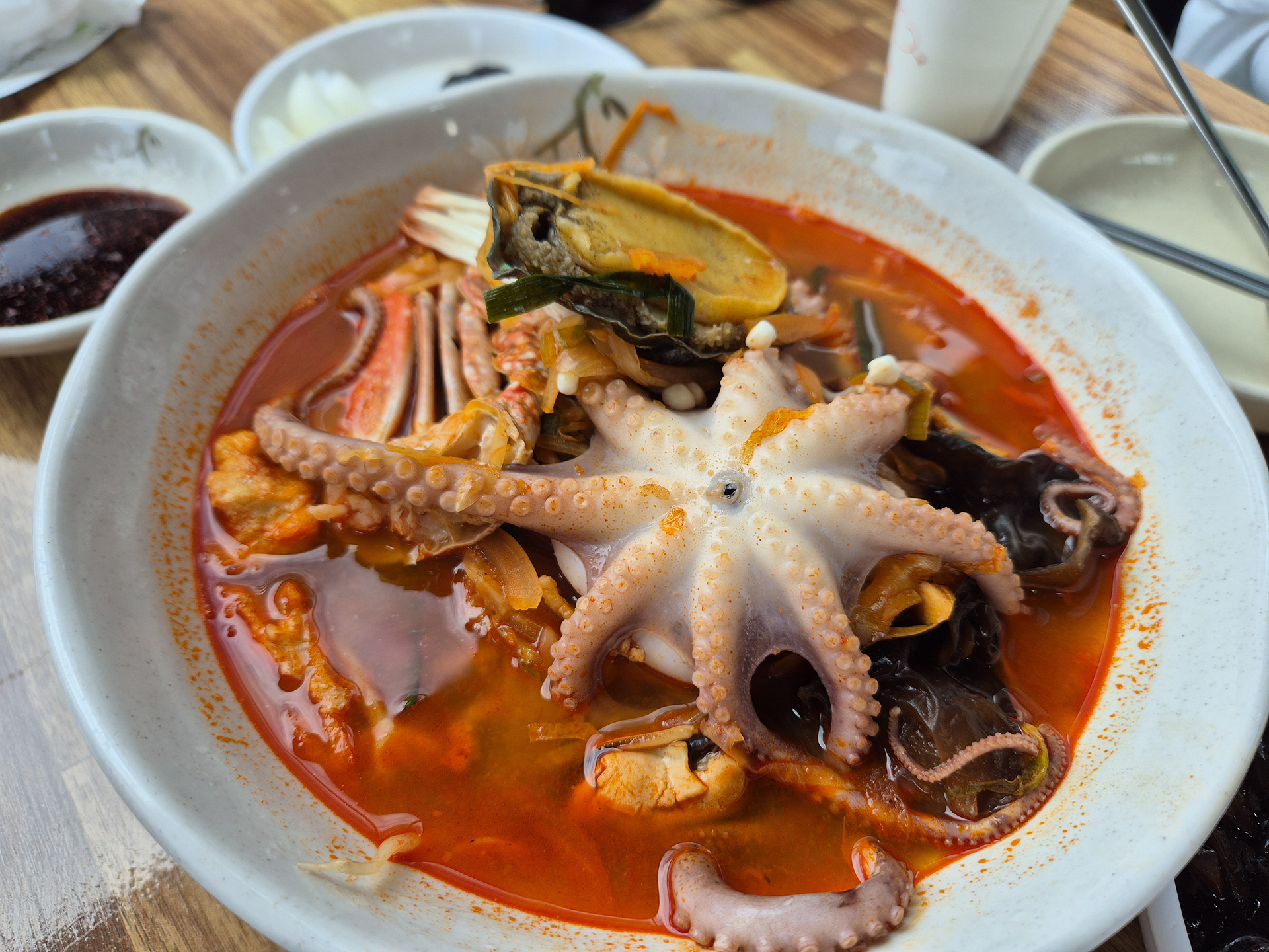 영덕 장사해수욕장 근처 중식당[신흥춘해물짬뽕] 에서 해물짬뽕